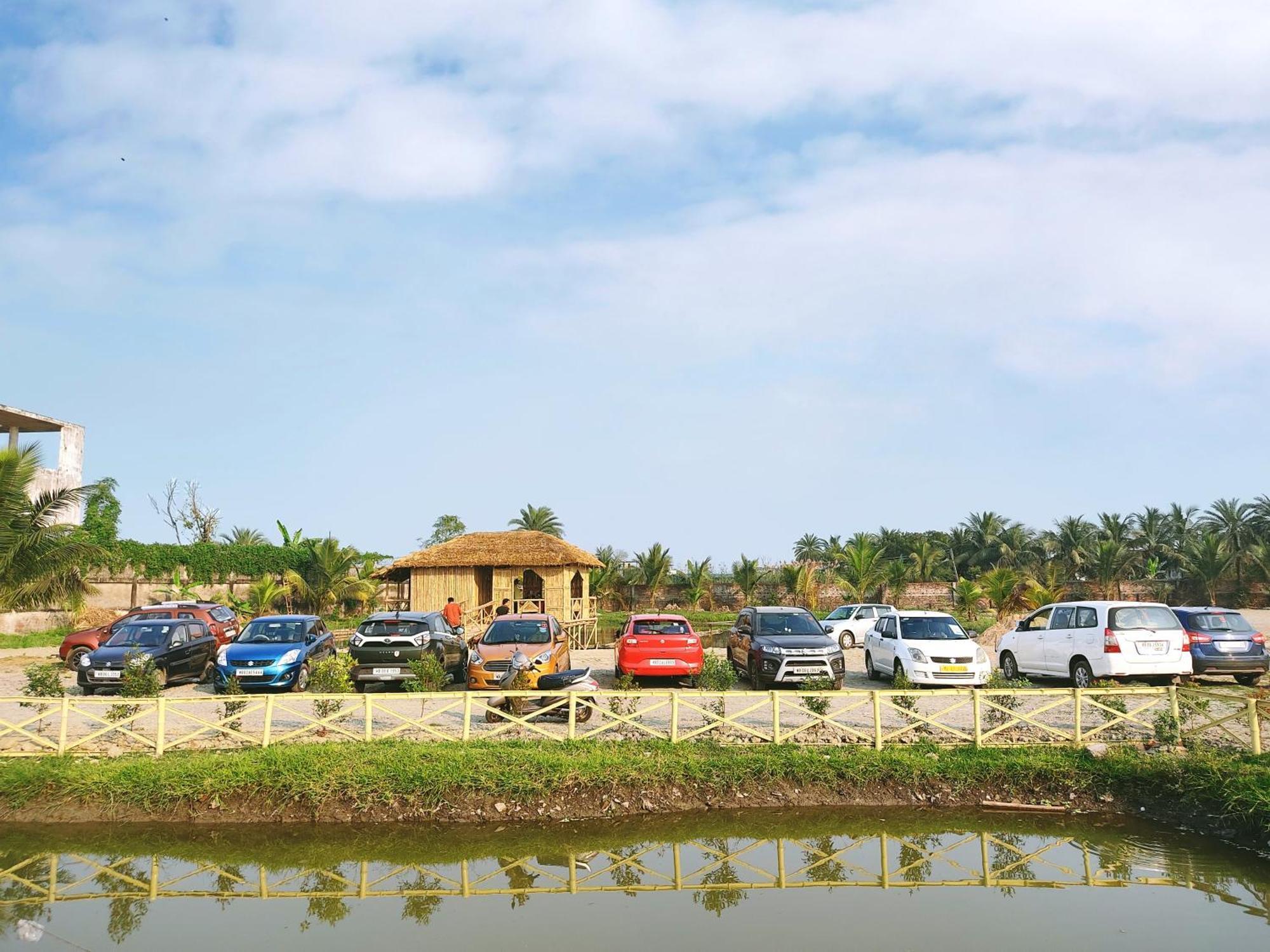 Palli Bangla Resort, Near Ruby Hospital, Anandapur Calcutá Exterior foto